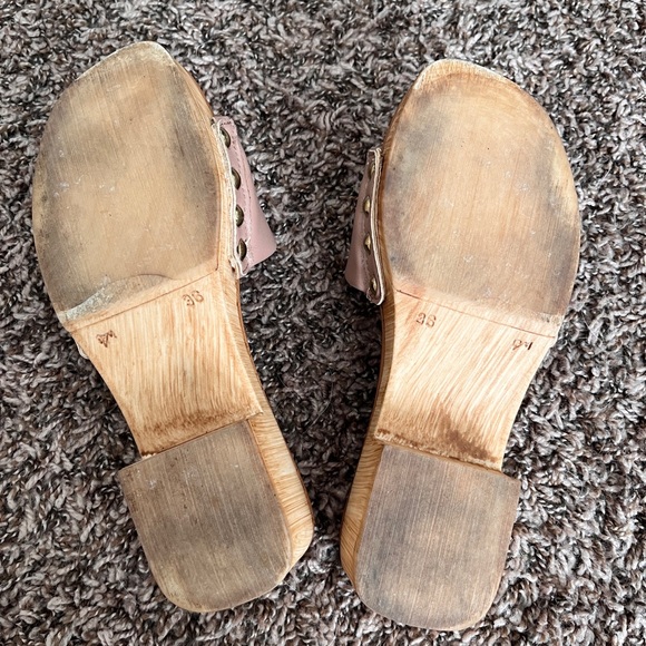 Lightly worn Steve Madden wooden soled sandals - Picture 3 of 4